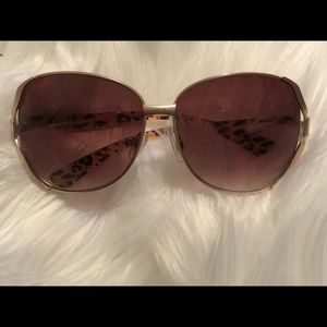 Steve Madden sunglasses